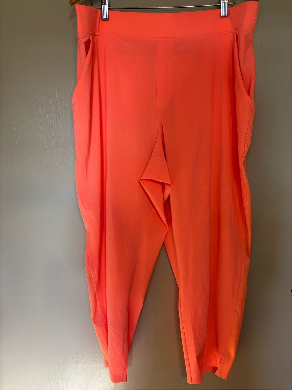 Athleta Coral Track Brooklyn Pants size 18